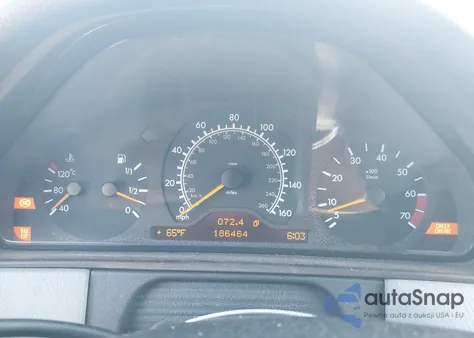 1999 Mercedes-Benz E 430 z USA, uszkodzony, nr VIN WDBJF70H9XA909861